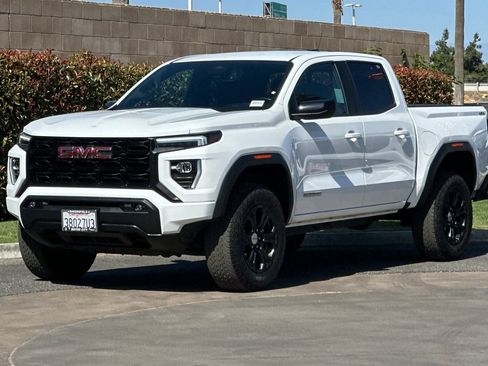 Used 2023 GMC Canyon Elevation w/ Convenience Package AWD/4WD image 8