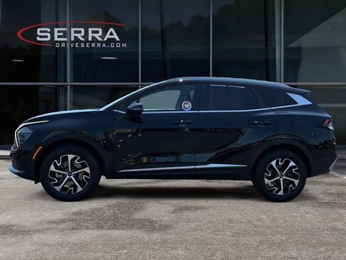 Certified 2024 Kia Sportage EX AWD/4WD image 2