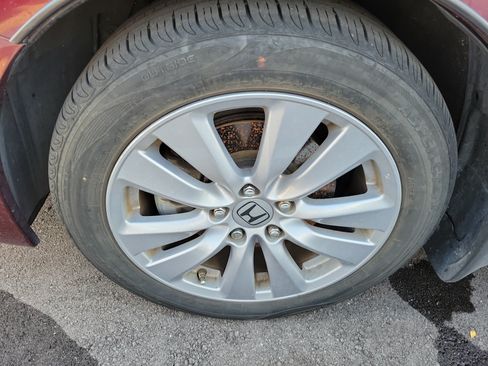 Used 2011 Honda Accord EX-L image 6