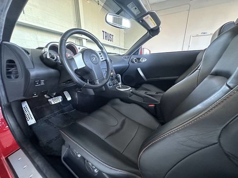 Used 2005 Nissan 350Z Touring image 15