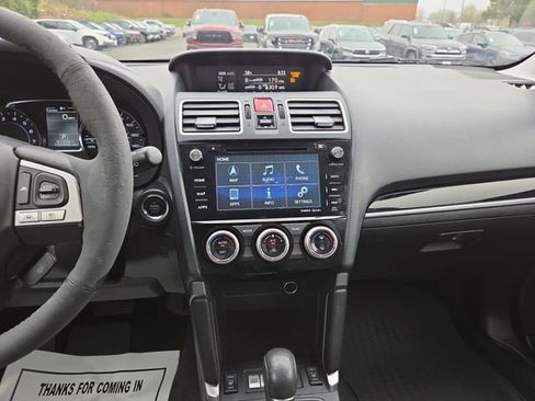 Used 2017 Subaru Forester 2.5i Touring AWD/4WD image 11