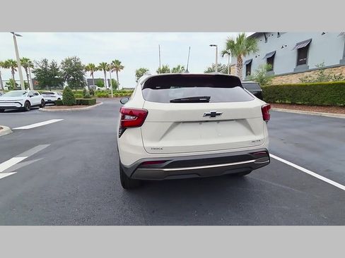 New 2026 Chevrolet Trax ACTIV w/ Sunroof Package FWD image 20