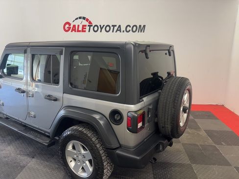 Used 2019 Jeep Wrangler Unlimited Sport S image 7