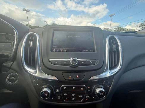 Used 2024 Chevrolet Equinox LT FWD image 11