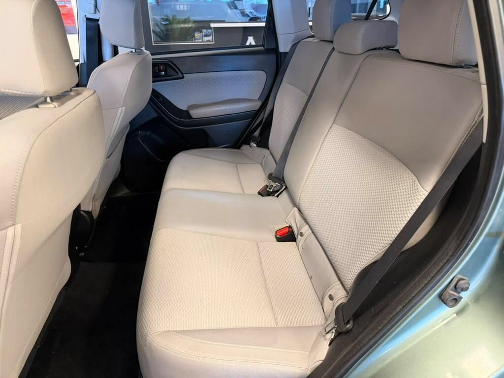 Used 2017 Subaru Forester 2.5i w/ Alloy Wheel Package AWD/4WD image 10