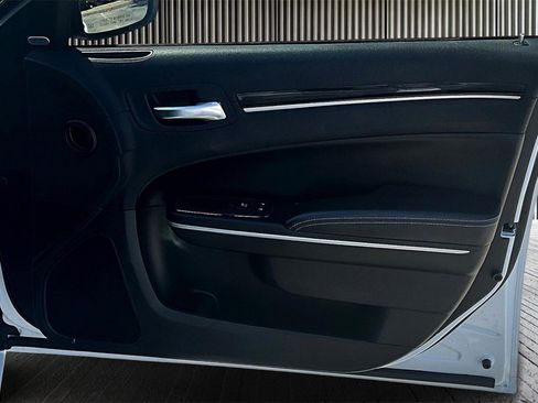 Used 2021 Chrysler 300 S image 24