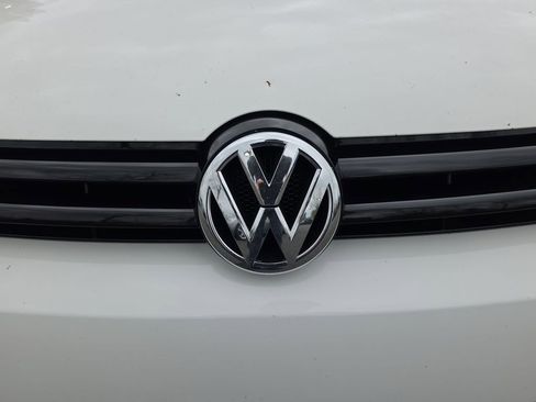 Used 2013 Volkswagen Golf R 4-Door AWD/4WD image 34