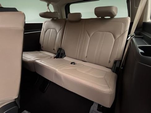 Used 2024 Ford Expedition Max Limited image 34