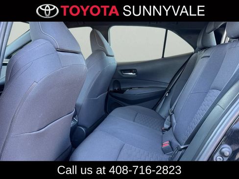 Used 2023 Toyota Corolla SE w/ SE Premium Package FWD image 6