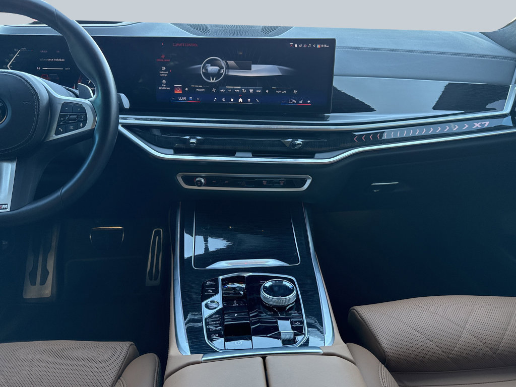 Used 2024 BMW X7 xDrive40i w/ Executive Package AWD/4WD image 14