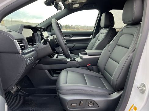 New 2026 GMC Terrain Elevation w/ Elevation Premium Package image 4