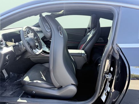 Used 2025 Mercedes-Benz CLE 53 AMG 4MATIC Coupe image 31