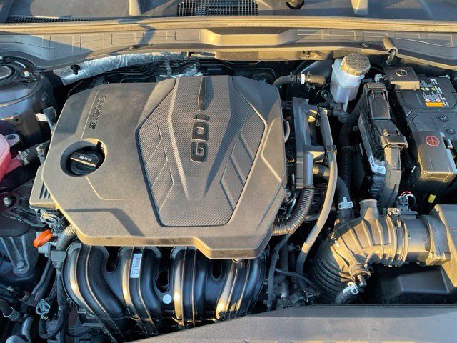 Used 2025 Hyundai Sonata SEL FWD image 23