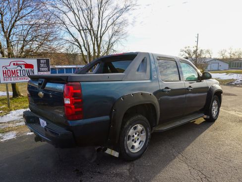 Used 2007 Chevrolet Avalanche LT w/ LT Preferred Equipment Group image 3