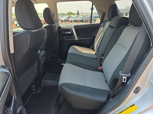 Used 2017 Toyota 4Runner SR5 AWD/4WD image 25