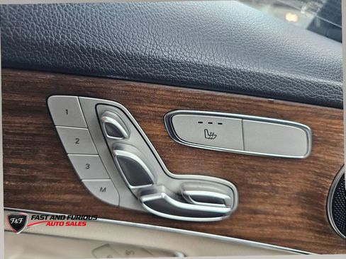 Used 2021 Mercedes-Benz C 300 4MATIC Sedan image 21