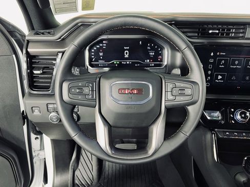 Used 2025 GMC Sierra 1500 AT4 w/ AT4 Premium Package image 26