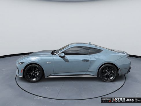 Used 2024 Ford Mustang GT RWD image 8