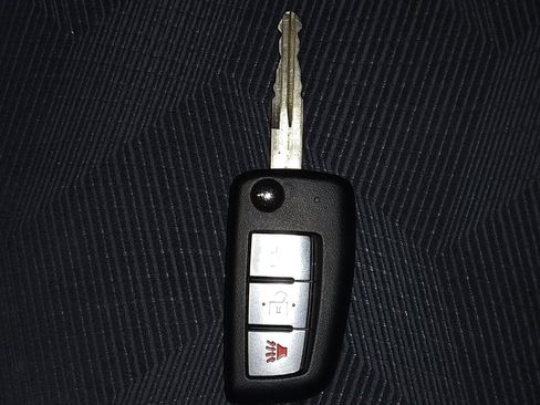 Used 2016 Nissan Rogue S image 32