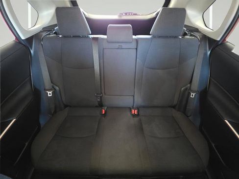 Used 2021 Toyota RAV4 LE AWD/4WD image 25