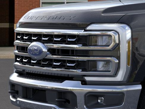 New 2025 Ford F250 Lariat w/ Lariat Ultimate Package image 17