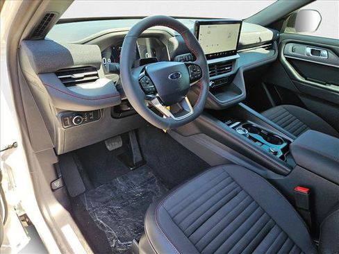New 2025 Ford Explorer ST-Line image 3