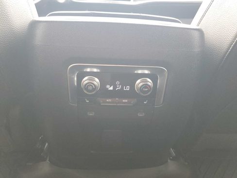 Used 2023 GMC Yukon XL Denali AWD/4WD image 22