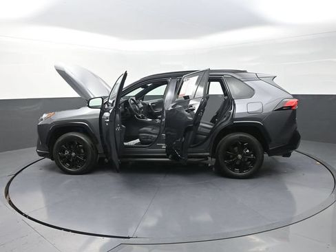 Used 2025 Toyota RAV4 XSE w/ Weather Package AWD/4WD image 42