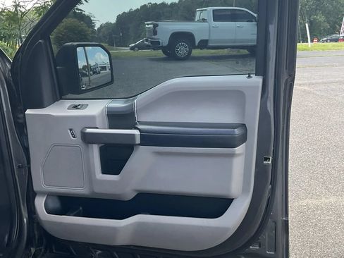 Used 2020 Ford F150 XLT w/ Equipment Group 302A Luxury AWD/4WD image 34