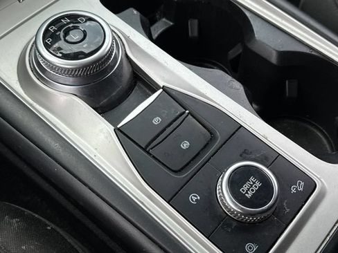 Used 2021 Ford Explorer XLT AWD/4WD image 64