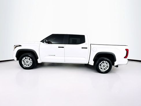 Used 2025 Toyota Tundra SR5 w/ SR5 Convenience Package AWD/4WD image 6