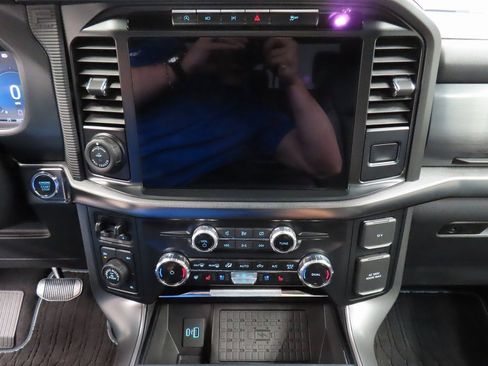 Used 2024 Ford F150 Lariat w/ Equipment Group 502A High image 13