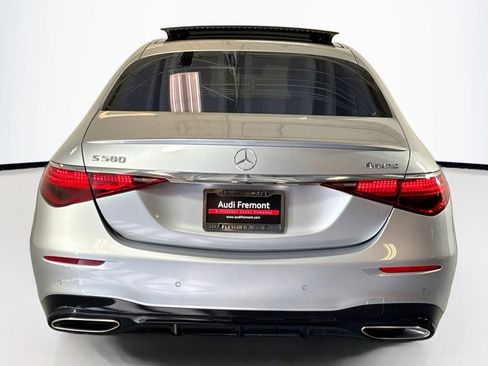 Used 2022 Mercedes-Benz S 580 4MATIC Sedan image 6