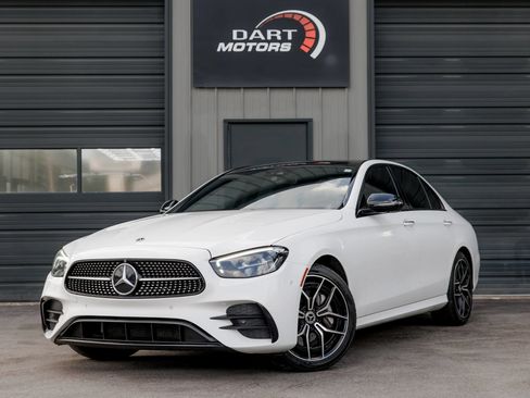 Used 2022 Mercedes-Benz E 350 Sedan image 3