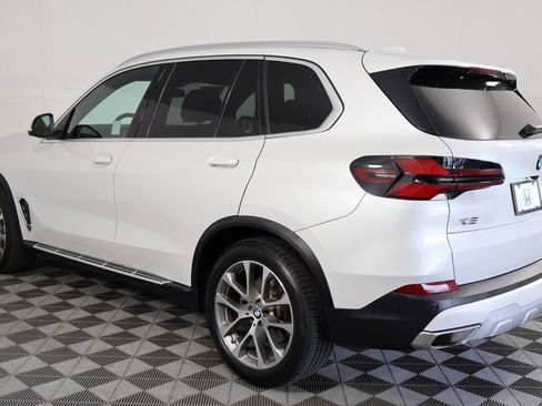 Used 2024 BMW X5 xDrive40i AWD/4WD image 6