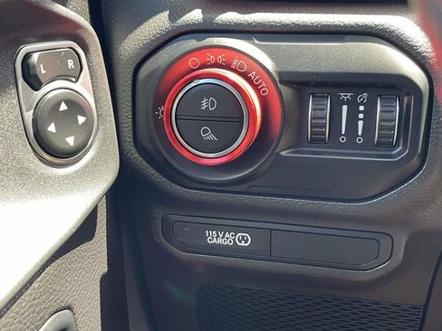 Used 2020 Jeep Gladiator Rubicon AWD/4WD image 27