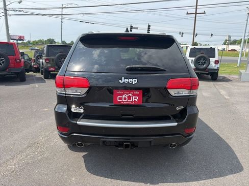 Used 2020 Jeep Grand Cherokee Overland AWD/4WD image 8