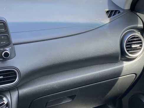 Used 2018 Hyundai Kona SEL AWD/4WD image 22