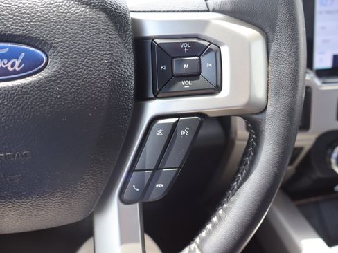 Used 2022 Ford F350 Lariat w/ Lariat Ultimate Package AWD/4WD image 16