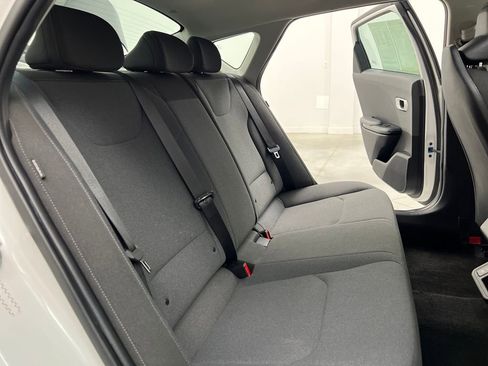 Used 2025 Kia K4 LXS image 16