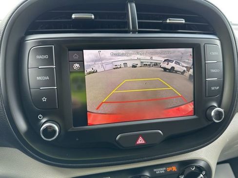 Used 2024 Kia Soul LX w/ Option Group 015 FWD image 24