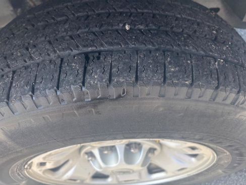 Used 2018 Nissan NV 2500 SV image 22