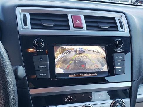 Used 2018 Subaru Outback 2.5i image 18