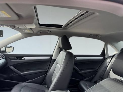 Used 2013 Volkswagen Passat 2.5 SE FWD image 11