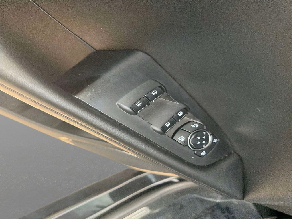Used 2023 Lincoln Nautilus Reserve AWD/4WD image 19