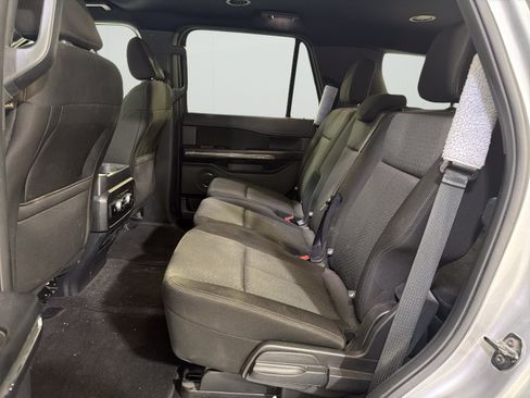 Used 2021 Ford Expedition XLT RWD image 10