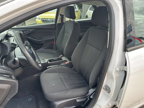 Used 2015 Ford Focus S FWD image 9