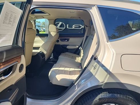 Used 2019 Honda CR-V Touring image 14