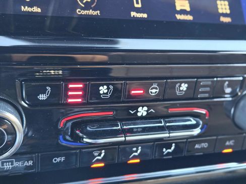 Used 2024 Jeep Grand Cherokee Summit image 32