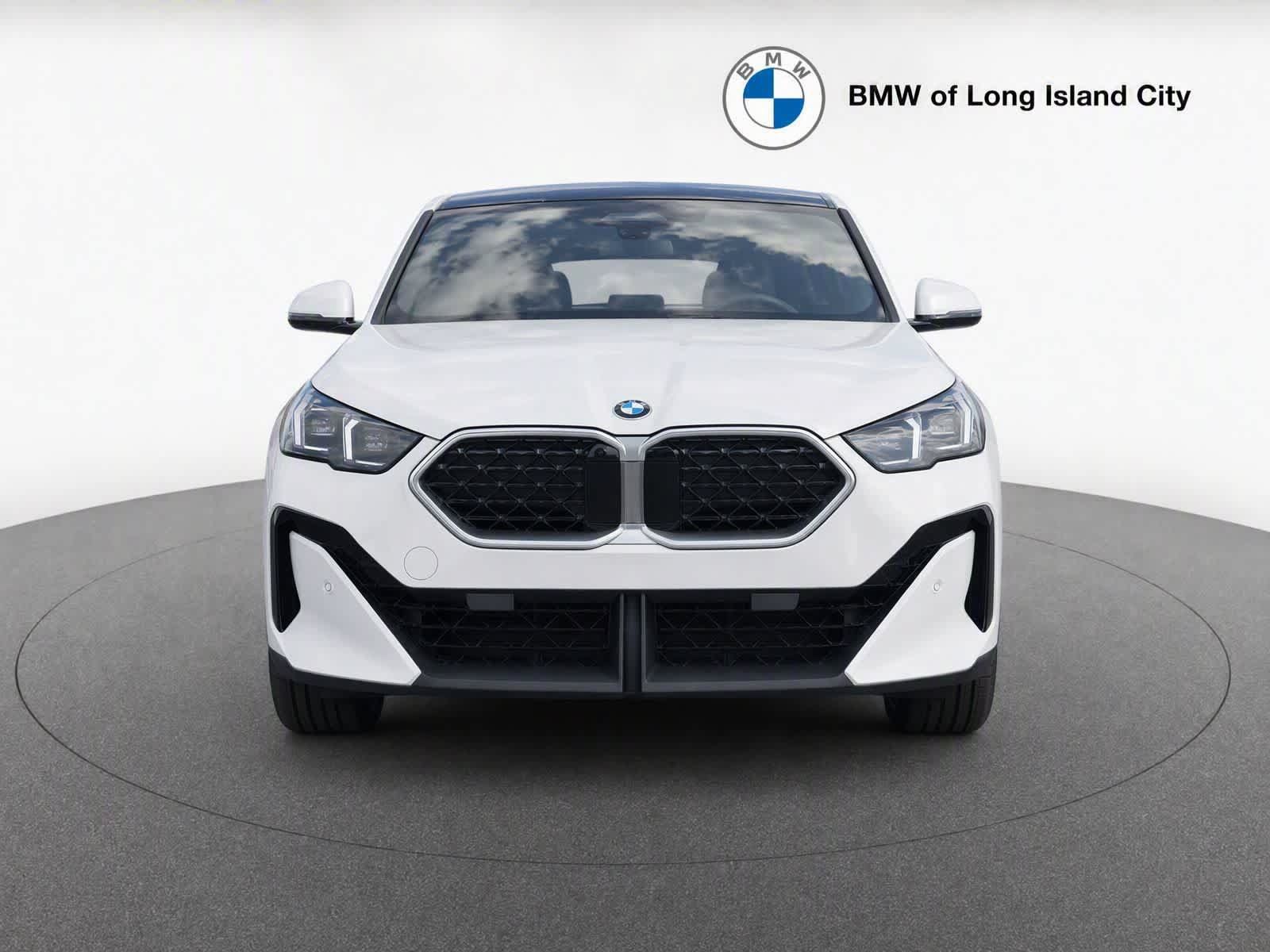 New 2026 BMW X2 xDrive28i w/ Convenience Package AWD/4WD image 2